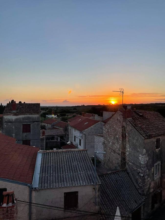 Milka Villa Galižana Buitenkant foto