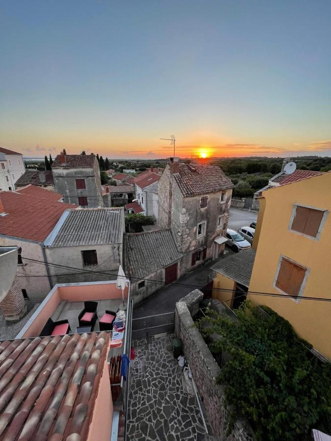 Milka Villa Galižana Buitenkant foto